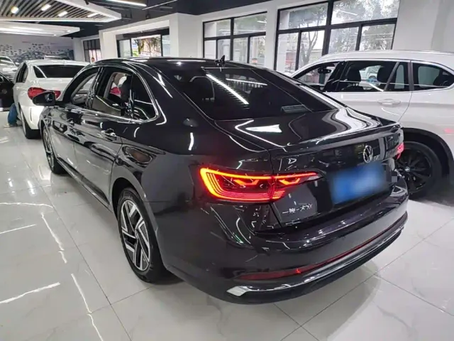 Volkswagen Sagitar — Фото автомобиля 4