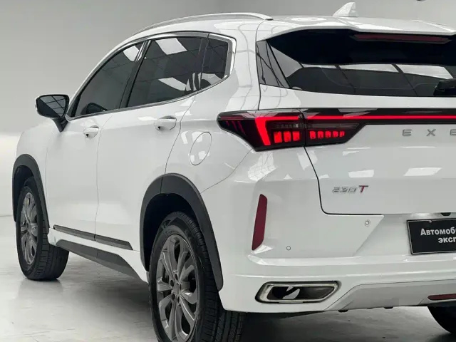 Exeed LX — Фото автомобиля 10