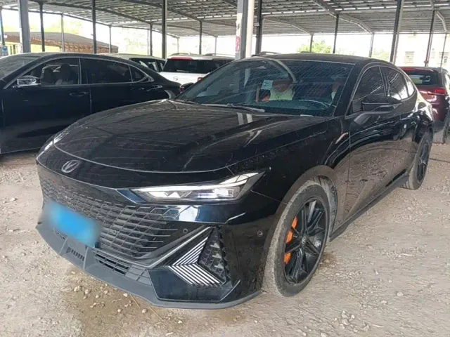Фотография автомобиля — Changan UNI-V
