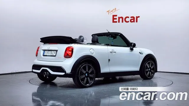 Mini Cooper Convertible — Фото автомобиля 2