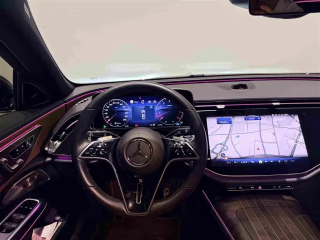 Mercedes-Benz E-Class — Фото автомобиля 19