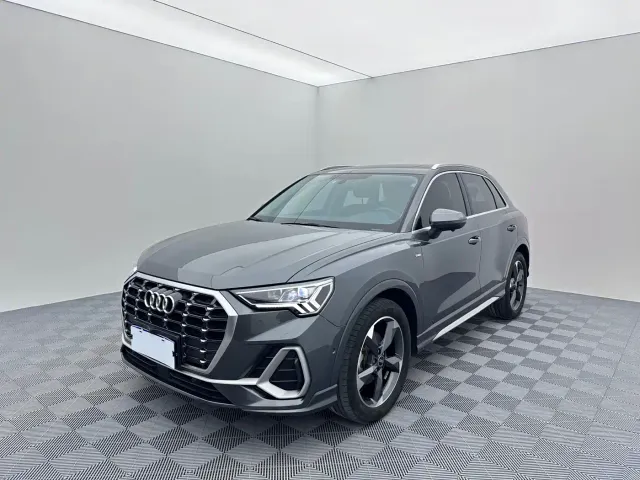Фотография автомобиля — Audi Q3