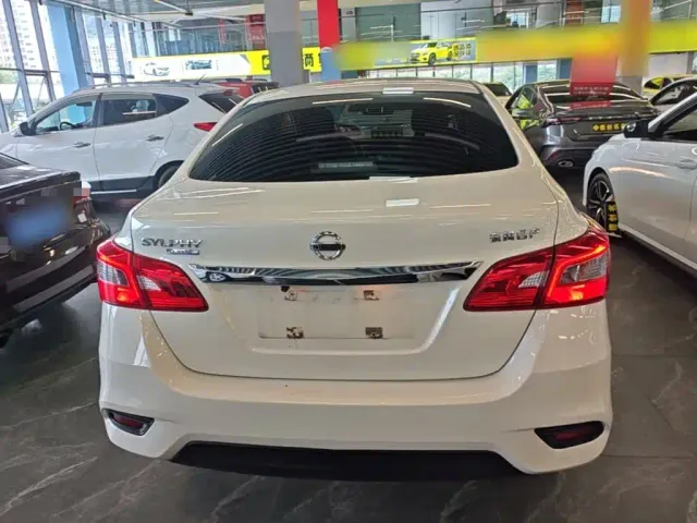 Nissan Sylphy — Фото автомобиля 5