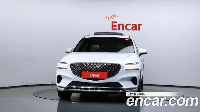 Genesis GV70 — Фото автомобиля 3