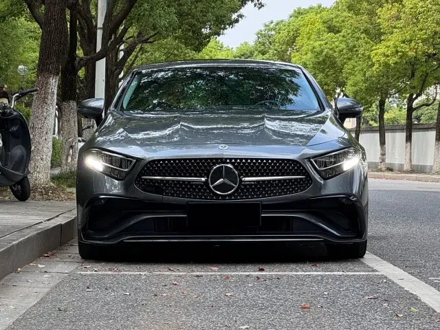 Mercedes-Benz CLS-Class — Фото автомобиля 2