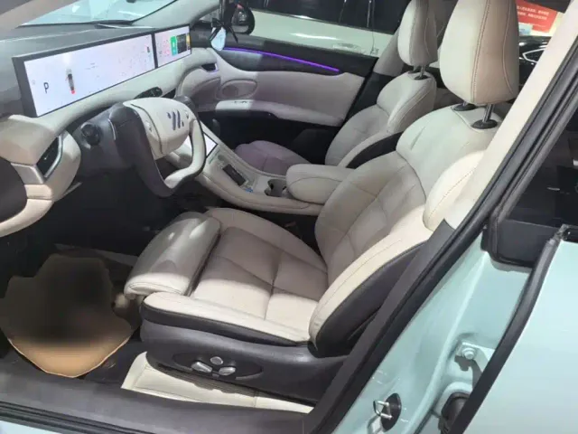 IM Motors LS6 — Фото автомобиля 14