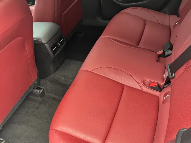 Mazda Axela — Фото автомобиля 9