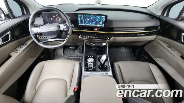Kia Carnival Generation 4 — Фото автомобиля 6
