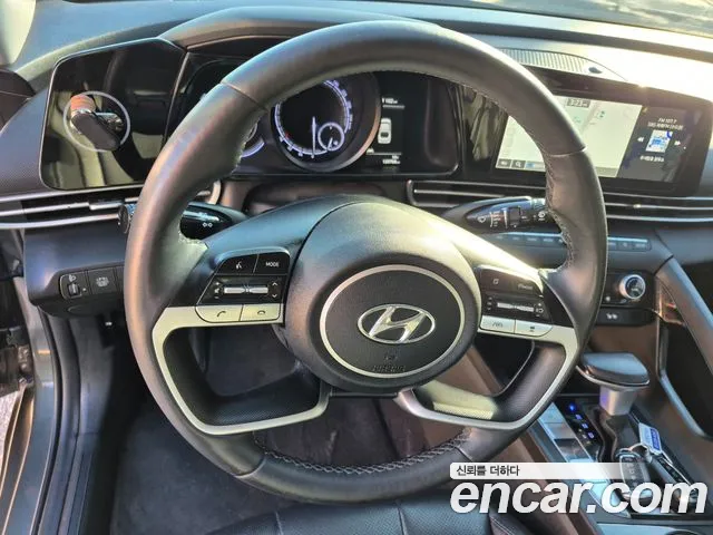 Hyundai Avante CN7 — Фото автомобиля 9