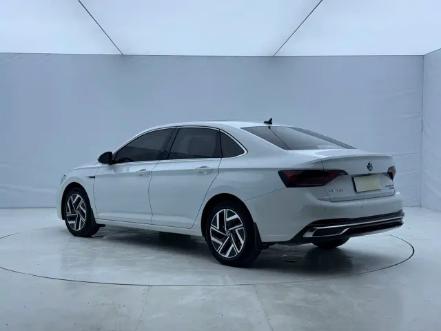 Volkswagen Sagitar — Фото автомобиля 6