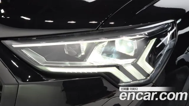 Audi Q3 40 TFSI quattro Premium — Фото автомобиля 20