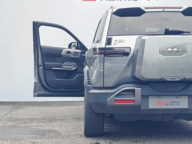BYD FangChengBao Titanium 3 — Фото автомобиля 10