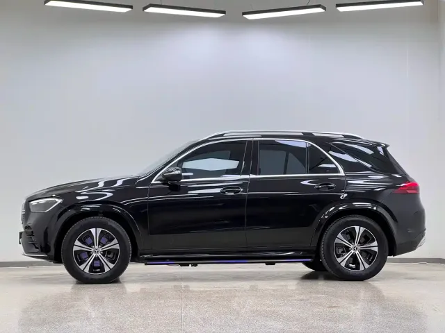 Mercedes-Benz GLE-Class — Фото автомобиля 5