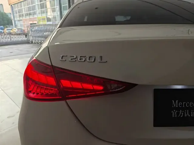 Mercedes-Benz C-Class — Фото автомобиля 13