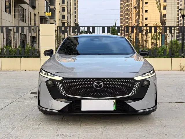 Mazda EZ-6 — Фото автомобиля 2
