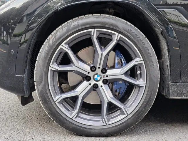 BMW X6 — Фото автомобиля 15