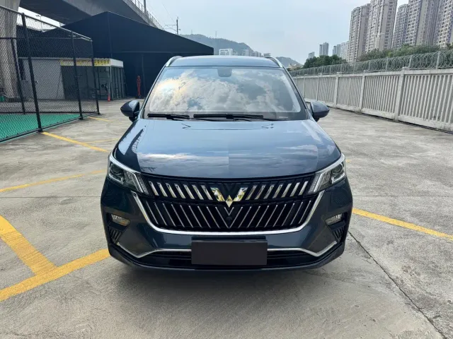 Wuling Jiachen — Фото автомобиля 2