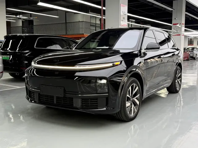 Фотография автомобиля — Li Auto L7