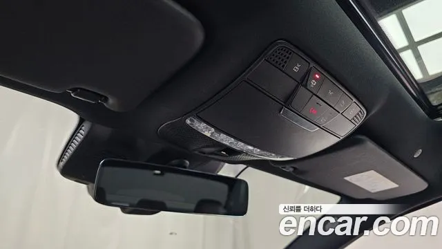 Mercedes-Benz E-Class — Фото автомобиля 26