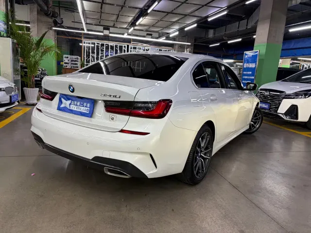 BMW 3 Series — Фото автомобиля 4