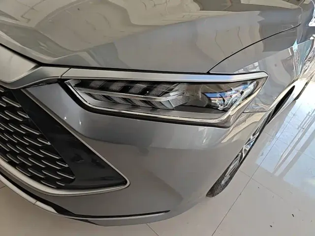 BYD Qin PLUS — Фото автомобиля 23