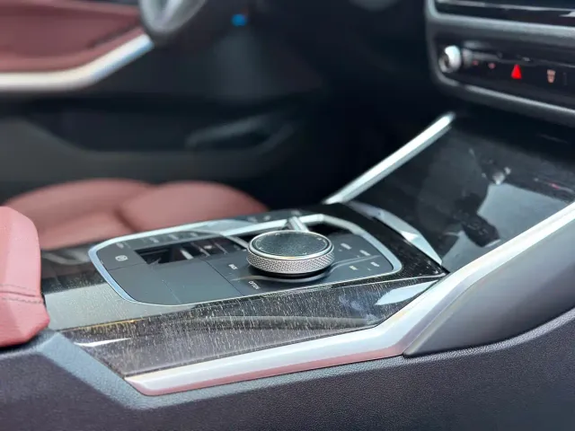 BMW 3 Series — Фото автомобиля 10