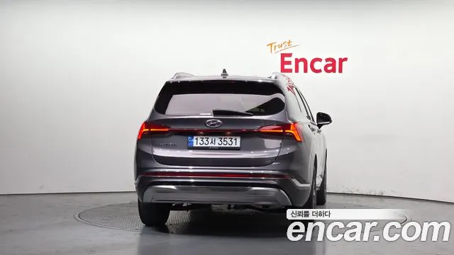 Hyundai Santafe — Фото автомобиля 4