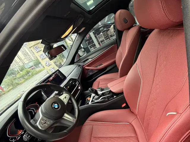 BMW 5 Series — Фото автомобиля 4