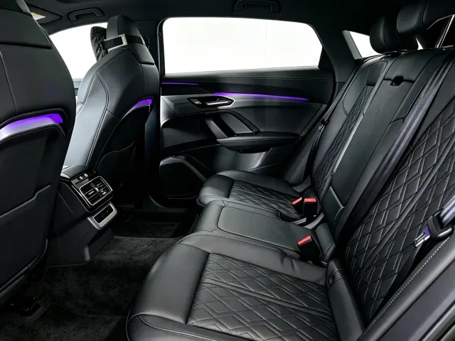 Audi Q5L — Фото автомобиля 15