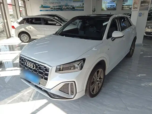 Фотография автомобиля — Audi Q2L