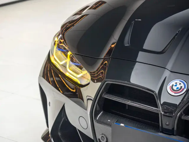 BMW M4 — Фото автомобиля 16