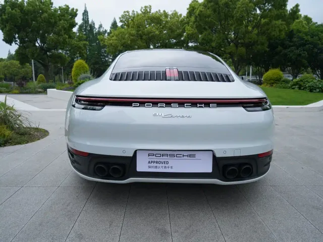 Porsche 911 — Фото автомобиля 17