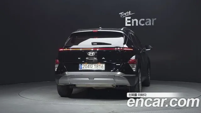 Hyundai Kona Kona (SX2) Бензин 1.6 Turbo 4WD — Фото автомобиля 4
