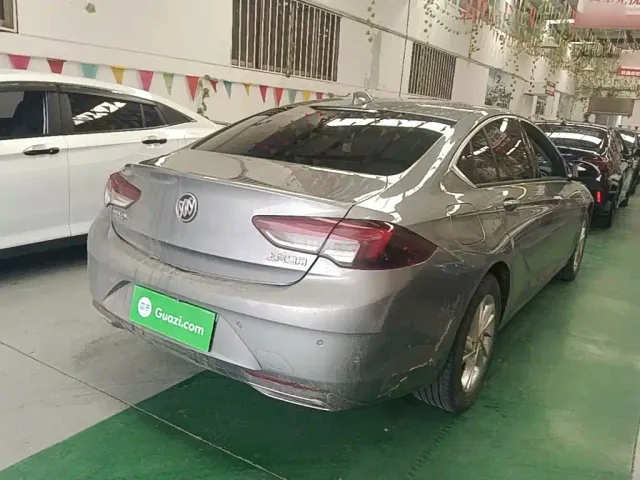 Buick Regal — Фото автомобиля 4