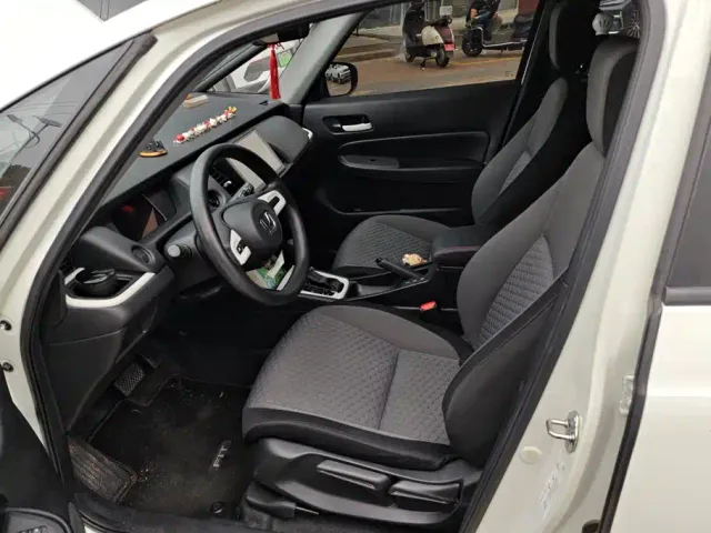 Honda Fit — Фото автомобиля 9