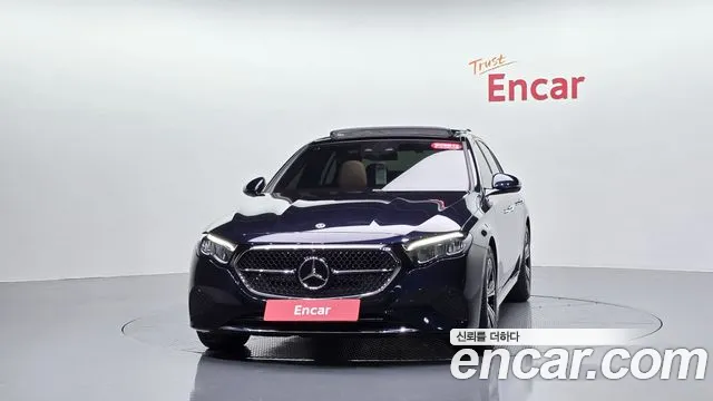 Mercedes-Benz E-Class W214 — Фото автомобиля 3