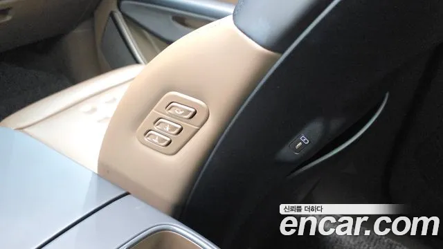 Kia EV9 — Фото автомобиля 24