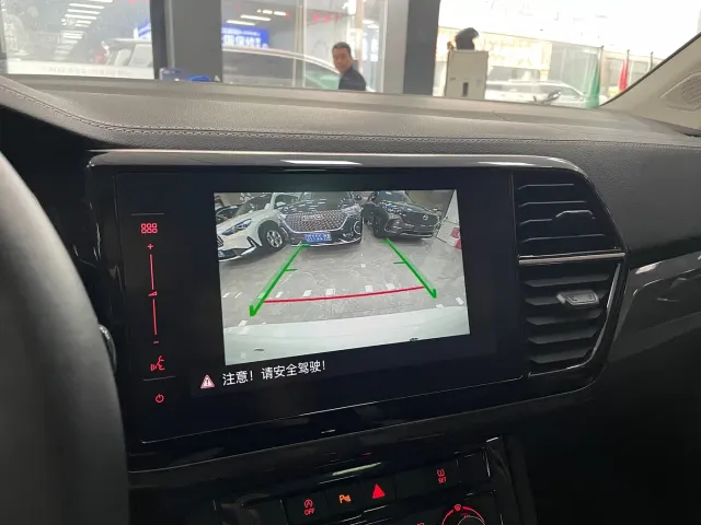 Jetta VS7 — Фото автомобиля 13