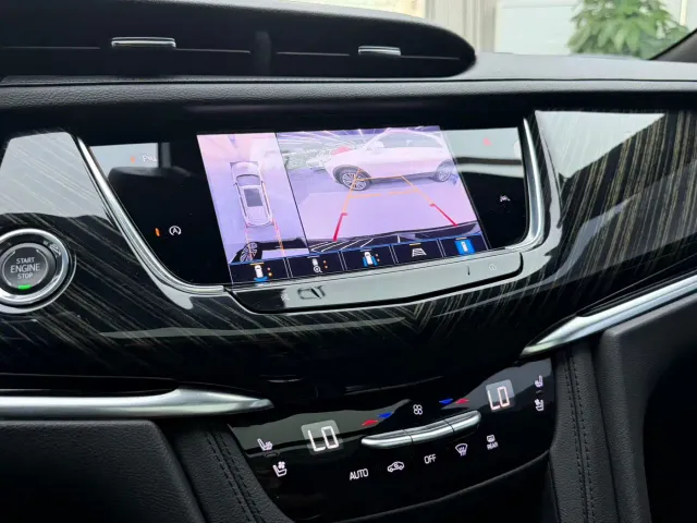 Cadillac XT6 — Фото автомобиля 7