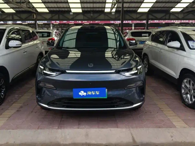 Leapmotor C11 — Фото автомобиля 2