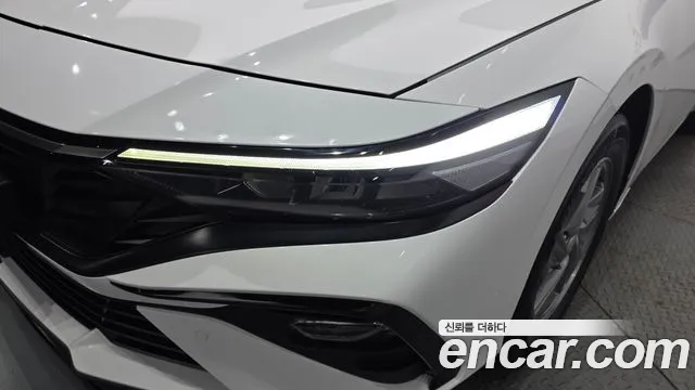 Hyundai Avante CN7 — Фото автомобиля 7