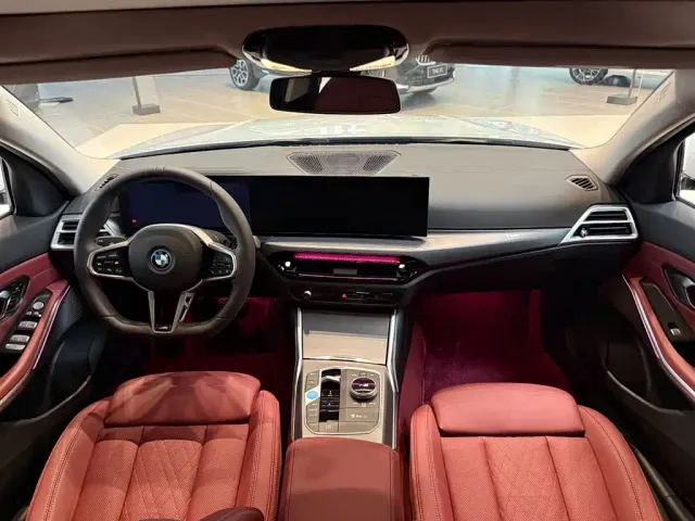 BMW i3 — Фото автомобиля 14