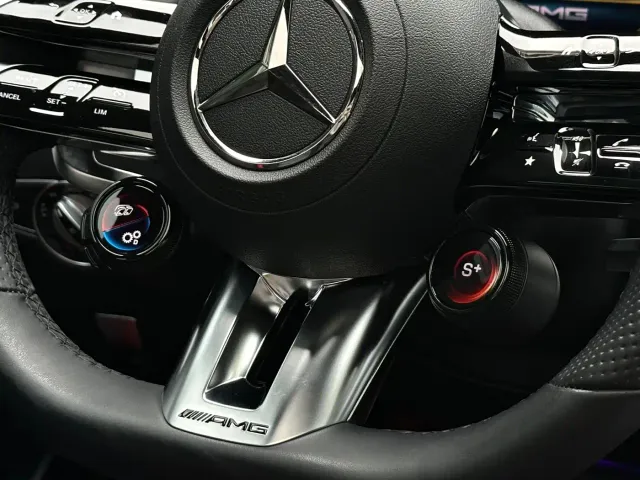 Mercedes-Benz E-Class AMG — Фото автомобиля 12