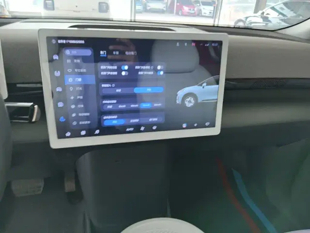 ARCFOX Arcfox Koala 2023 Family Edition Pro — Фото автомобиля 12