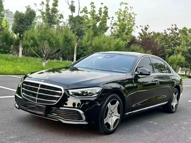 Фотография автомобиля — Mercedes-Benz S-Class