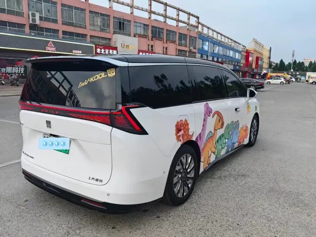 Buick Zhijing Shijia — Фото автомобиля 4