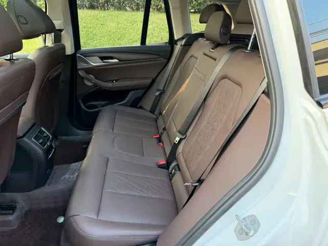BMW X3 — Фото автомобиля 12