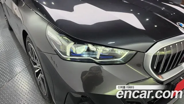 BMW 5 Series G60 — Фото автомобиля 7