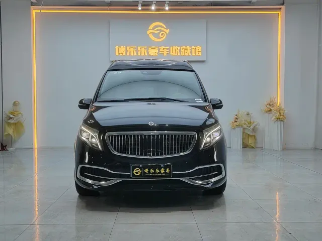 Mercedes-Benz V-Class — Фото автомобиля 2