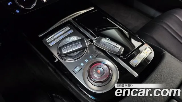 Genesis G80 Бензин 2.5 турбо AWD — Фото автомобиля 9